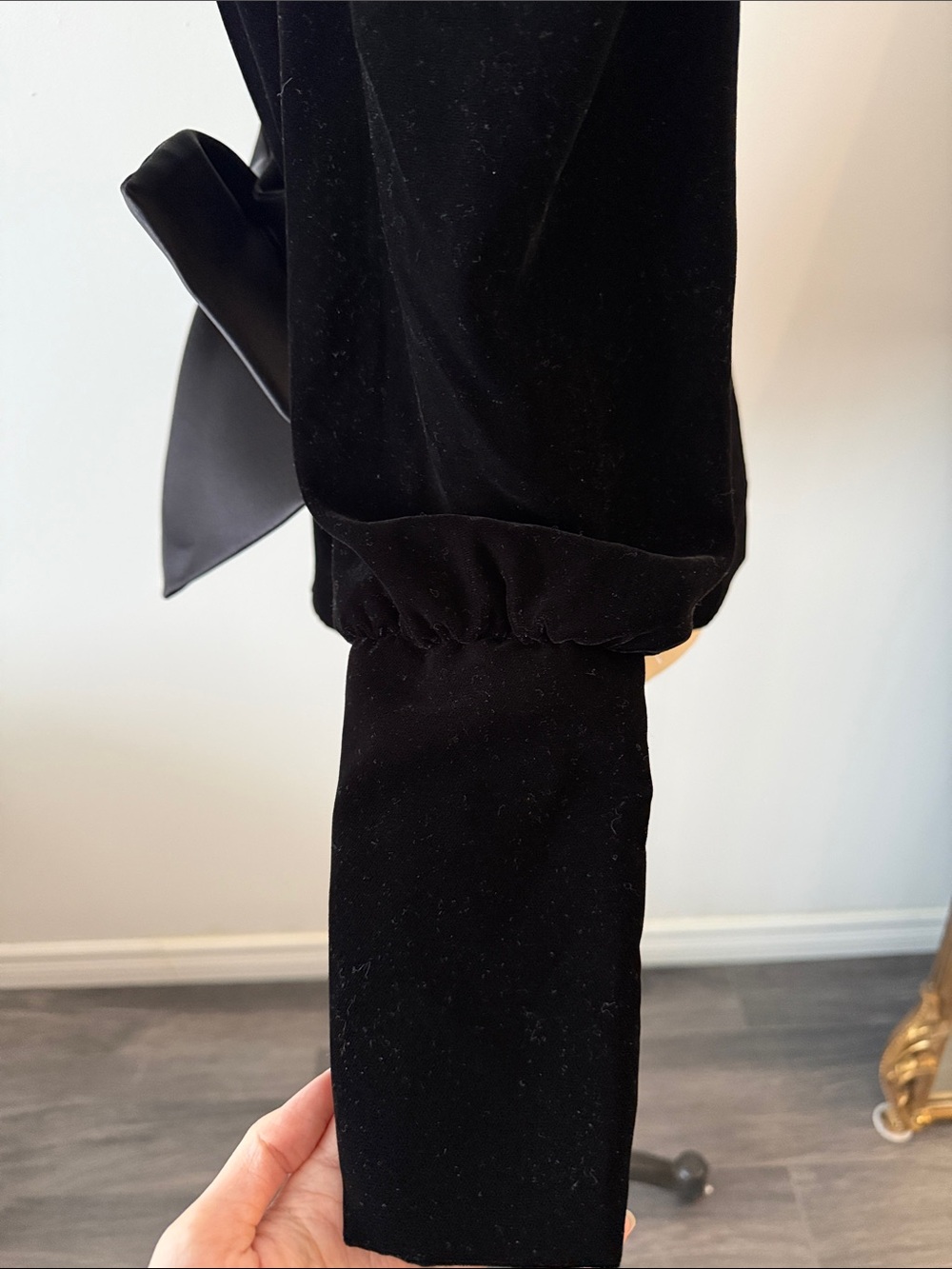 Zara Velvet Puff-Sleeve Wrap Top with Satin Bow - Picture 4 of 8